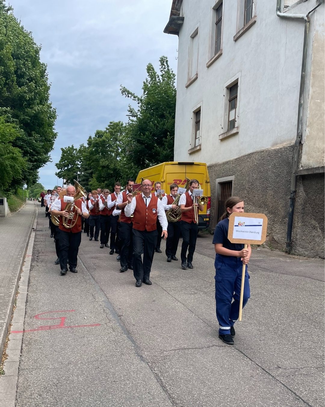 2025-07-06_Umzug in Oberweier_Beitrag_01